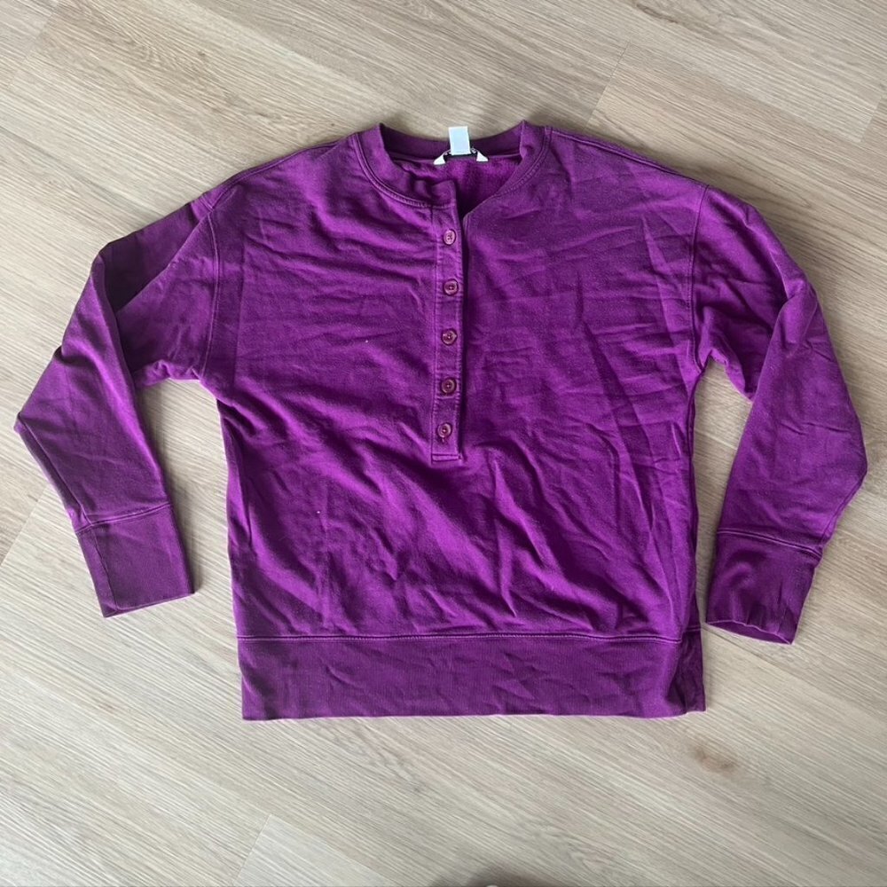 ** Athleta Balance Henley Sweatshirt Purple Half button Size Small